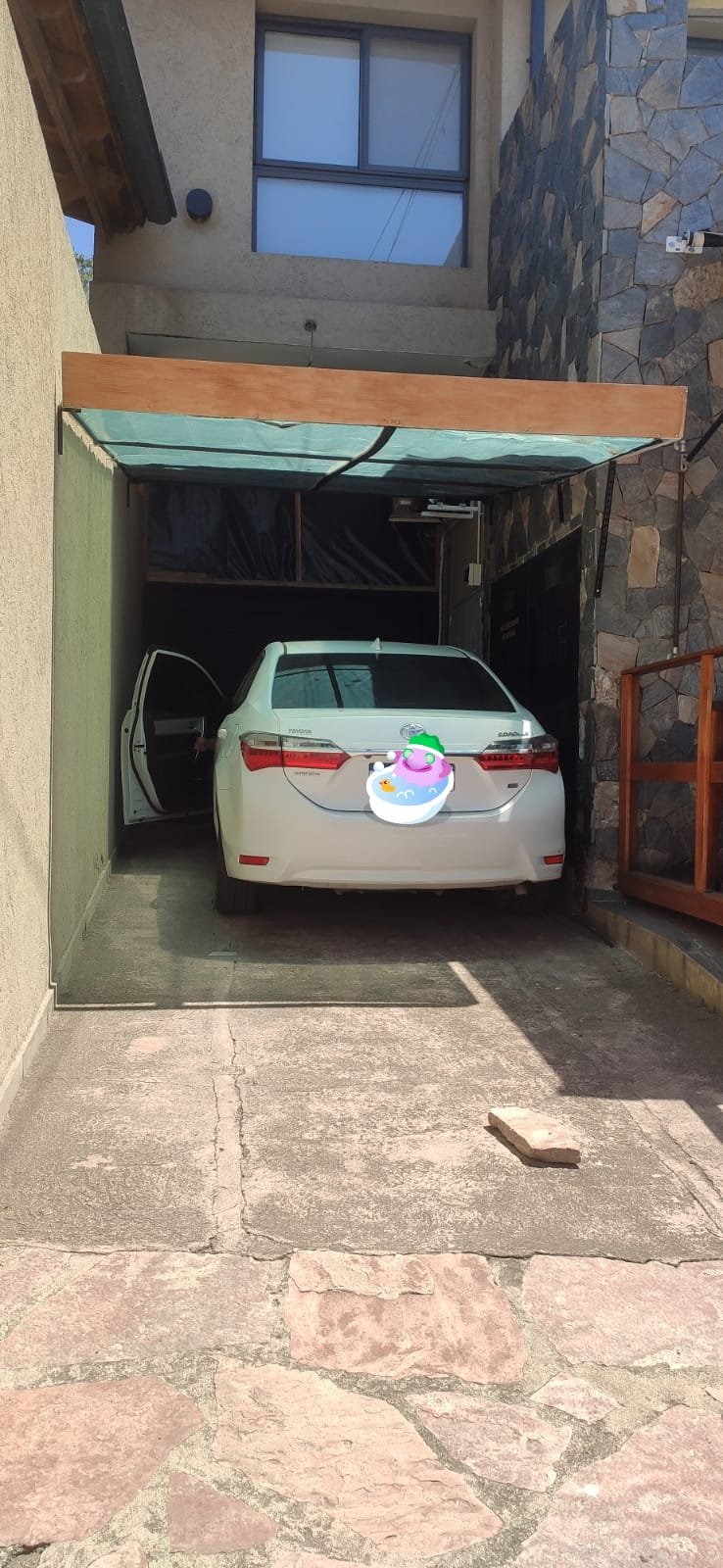 Foto de Departamento VGB sobre Av. Principal